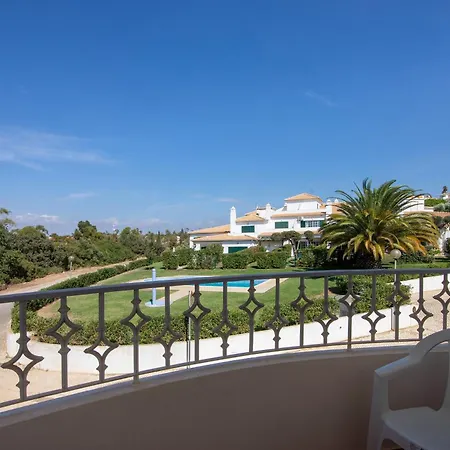 Апартаменты Thiago Holidays *